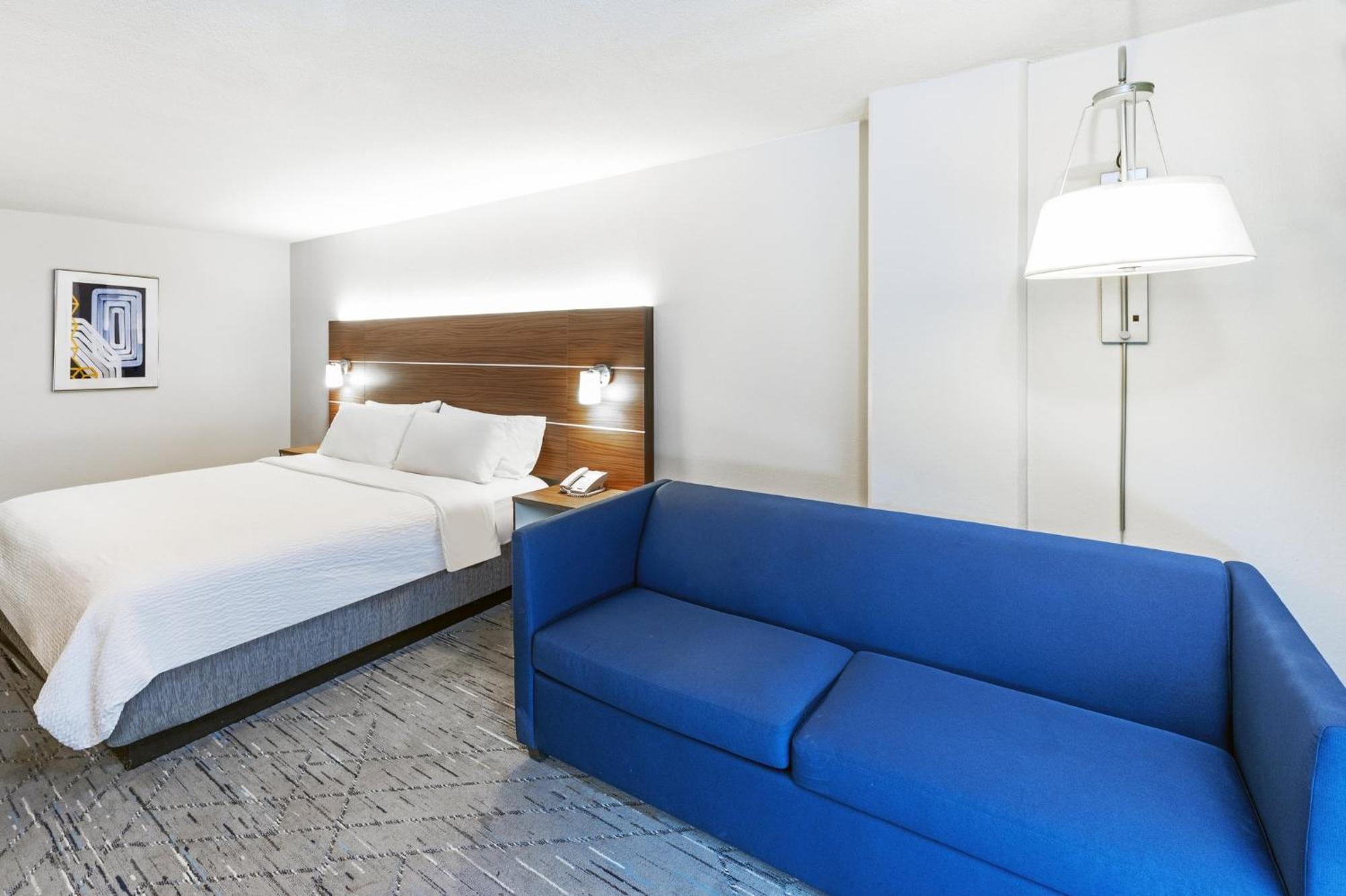 Express El Paso-central By Ihg